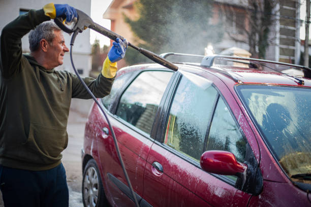 Why Choose Our Certified Pressure Washing Experts for Your Project Needs in North Weeki Wachee, FL?